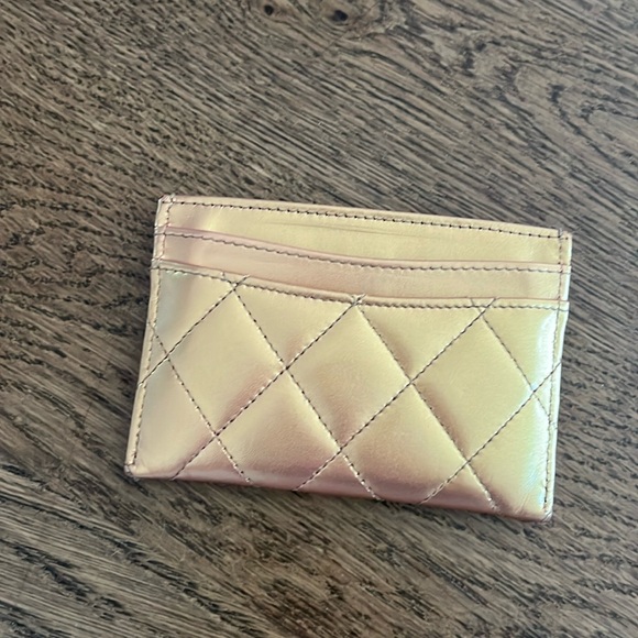 Metallic Lambskin Quilted CC Card Holder Gold - Picture 2 of 4